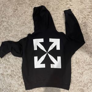 Off white hoodie purchased in Miami Florida amazing condition worn twice.